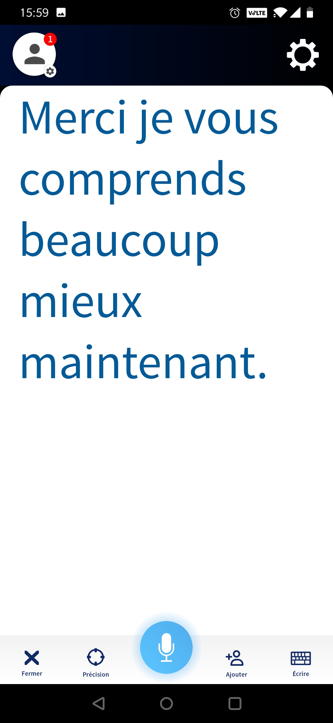 écran de téléphone mobile démontrant la présentation par écrit le message reçu par voix