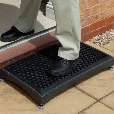 Demi marche extérieure