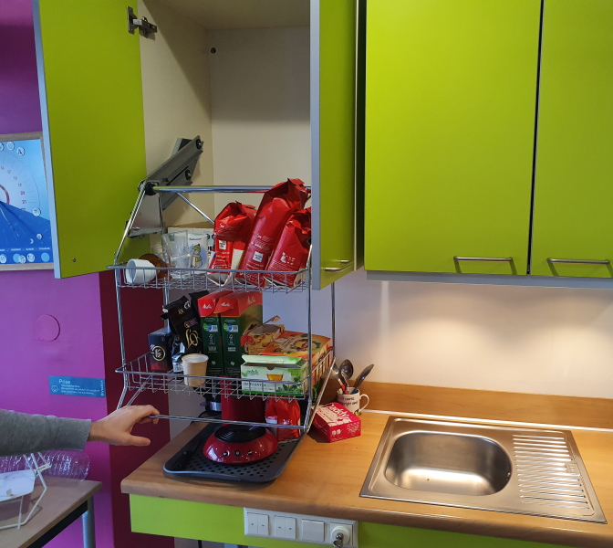 Etagère de cuisine escamotable