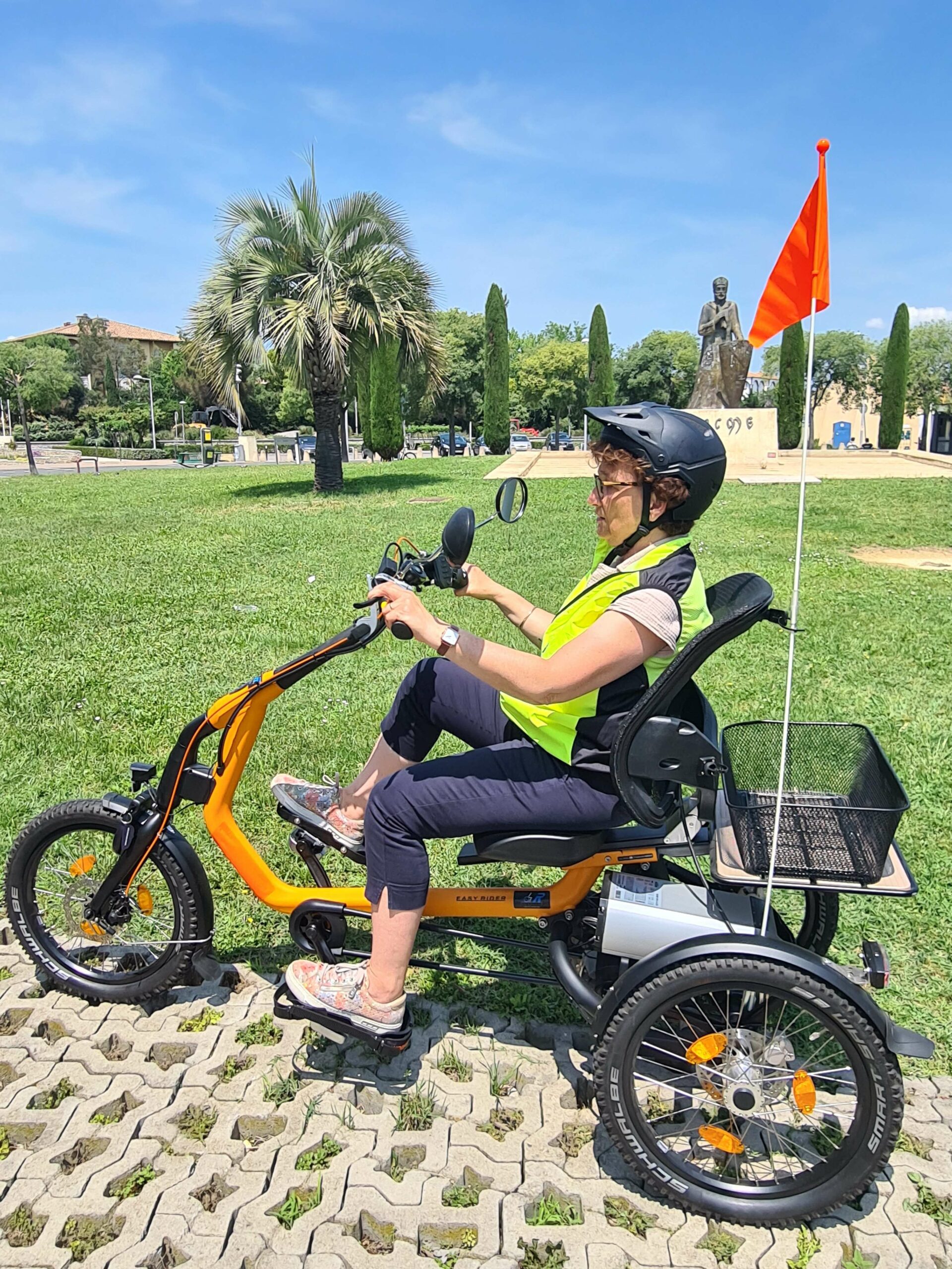 Tricycle avec siège confort