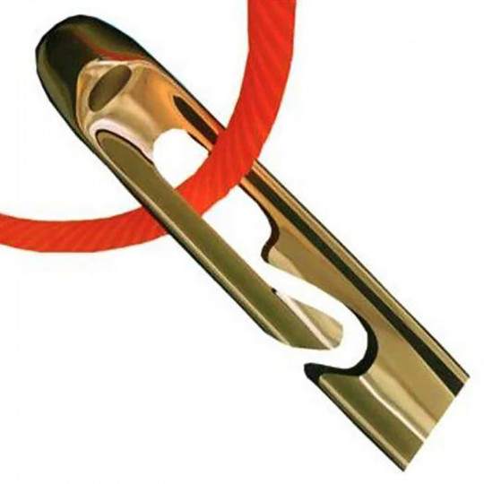 Aiguille à coudre avec chas ouvert